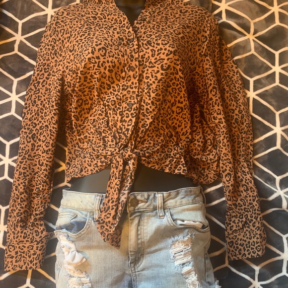 H&M animal print shirt, size 6, new with tag - Picture 1 of 4